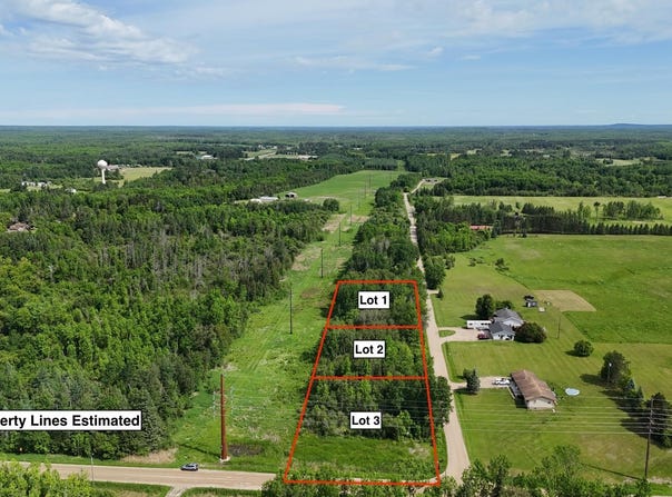 Parameter Road lot: 3, Deer River, MN 56636