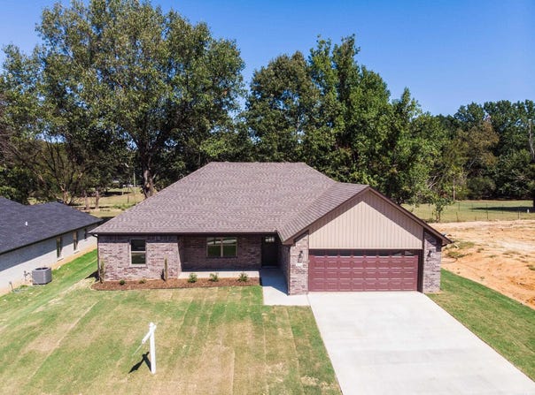 310 Millie Court, Austin, AR 72007