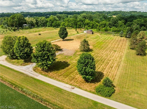 Blake Road, Wadsworth, OH 44281