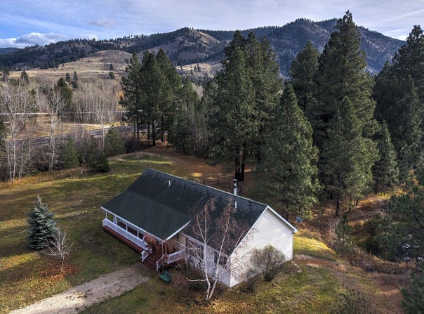 2377 Us Highway 93 S, Hamilton, MT 59840