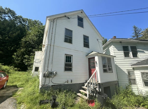 16 S Backfield Road, Rumford, ME 04276