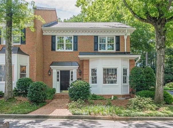 5427 Trentham Drive, Atlanta, GA 30338