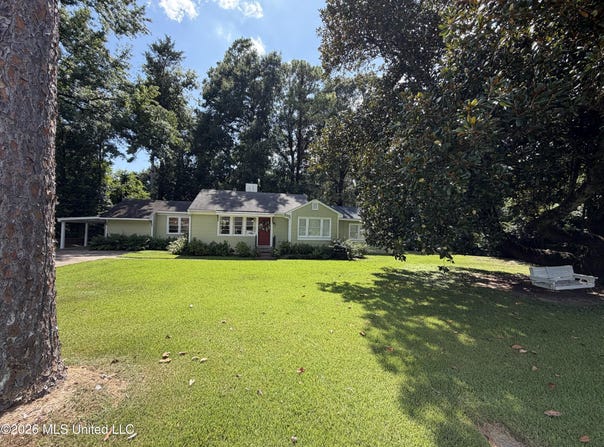 27 Montebello Drive, Natchez, MS 39120