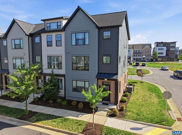 912 ORION LN, CROZET, VA 22932