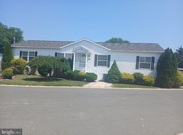 511 WRIGHTSTOWN SYKESVILLE Road, WRIGHTSTOWN, NJ 08562