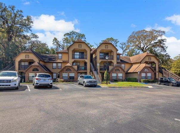 485 FORESTWAY CIRCLE, ALTAMONTE SPRINGS, FL 32701