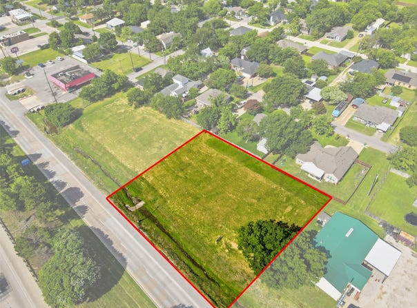 Henrietta Street, Ferris, TX 75125