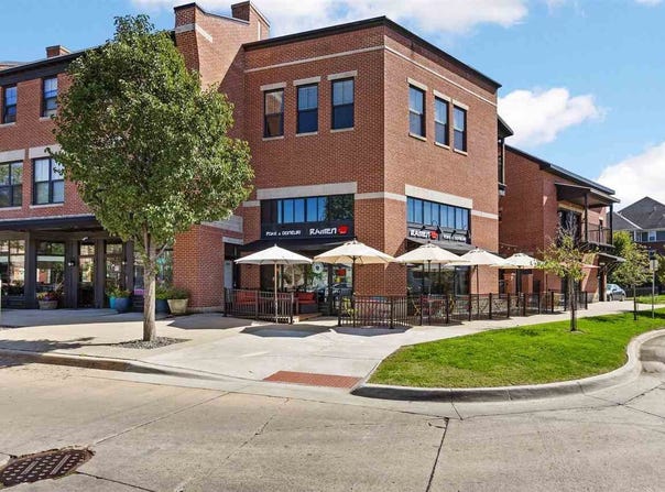 1010 Martin St, IowaCity, IA 52245