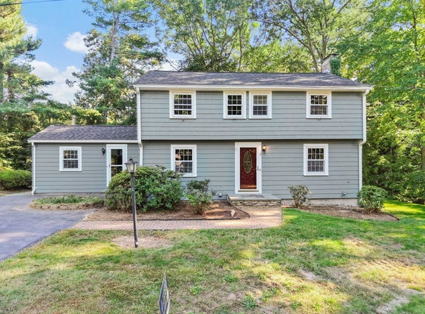 3 Black Pine Rd, Medfield, MA 02052