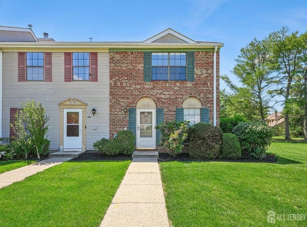 289 Bromley Place, East Brunswick, NJ 08816