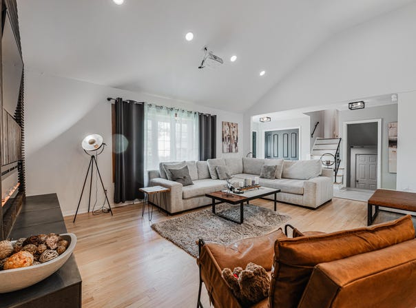2680 Mitzi Drive, Columbus, OH 43209