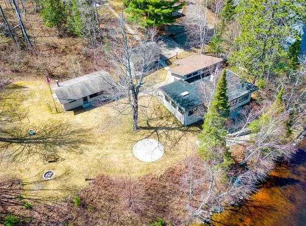 7582 Green Rock Rd, Side Lake, MN 55781