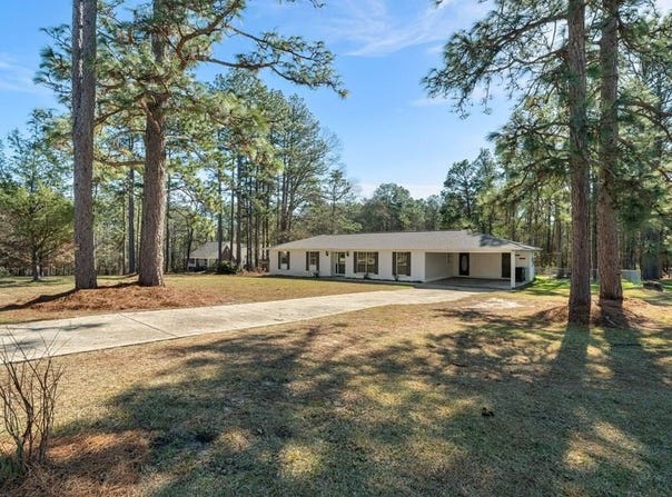 243 Beverly Hills Loop, PETAL, MS 39465