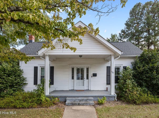 607 W Main Street, Williamston, NC 27892