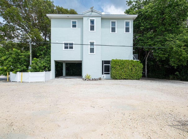 91 Holiday Boulevard, Key Largo, FL 33037