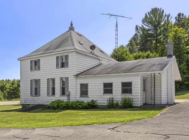 18258 PLEASANTON HIGHWAY, BEAR LAKE, MI 49614