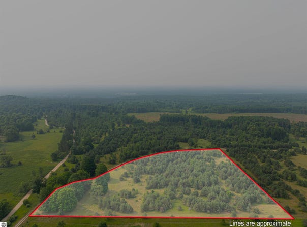 Getaway Trail, Kingsley, MI 49649