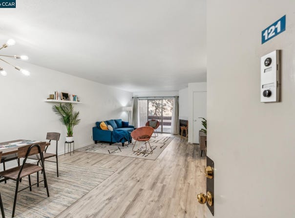 2121 Vale Rd, San Pablo, CA 94806