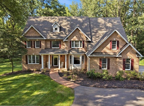 300 CLEARVIEW Drive, CLEAR BROOK, VA 22624
