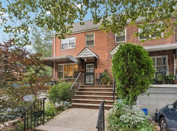 6911 Springfield Boulevard, Bayside, NY 11364