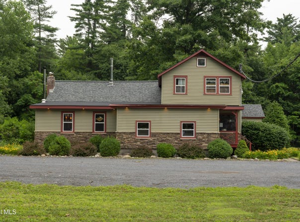 910 Rock City Road, Ballston Spa, NY 12020