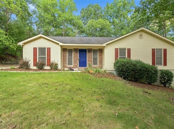 7841 Edgewater Dr, Columbus, GA 31904