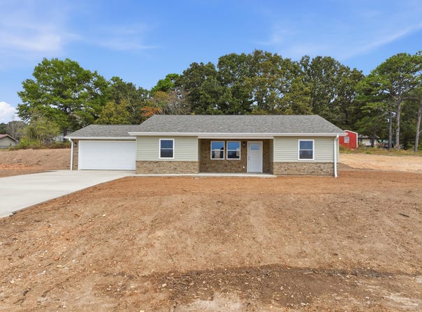 121 Rawdon Tarn, Houston, MO 65483