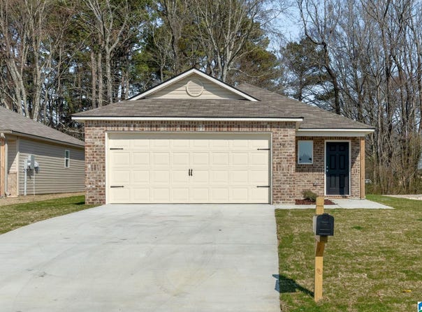 945 STAGECOACH ROAD, JEMISON, AL 35085