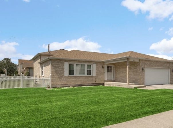 322 Central Avenue, Matteson, IL 60443