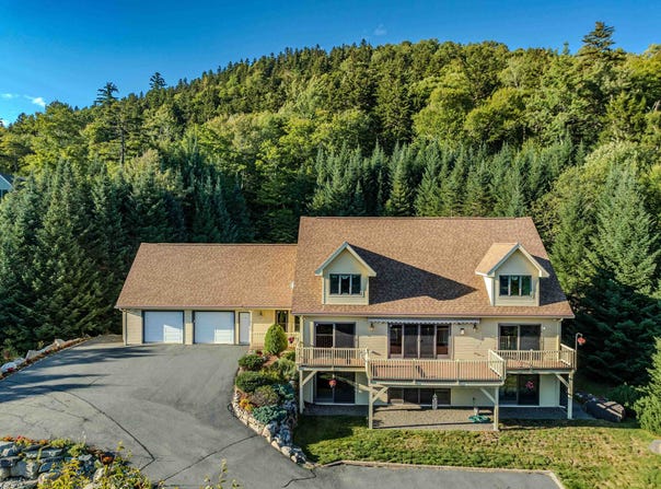323 Hannah Loop, Carroll, NH 03575