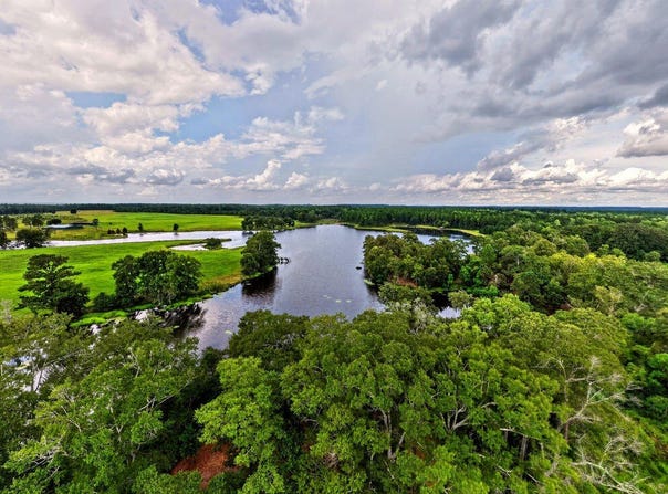552 Yawn School, Lumberton, MS 39455