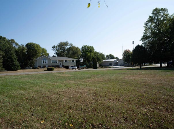 409 W LAKE CAMELOT Drive, Mapleton, IL 61547