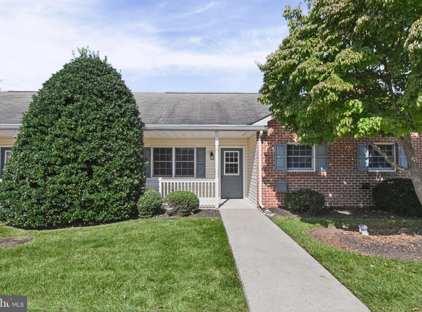 2461 E HIGH Street, POTTSTOWN, PA 19464