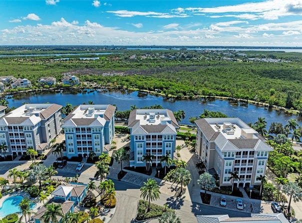 391 ARUBA Circle, BRADENTON, FL 34209