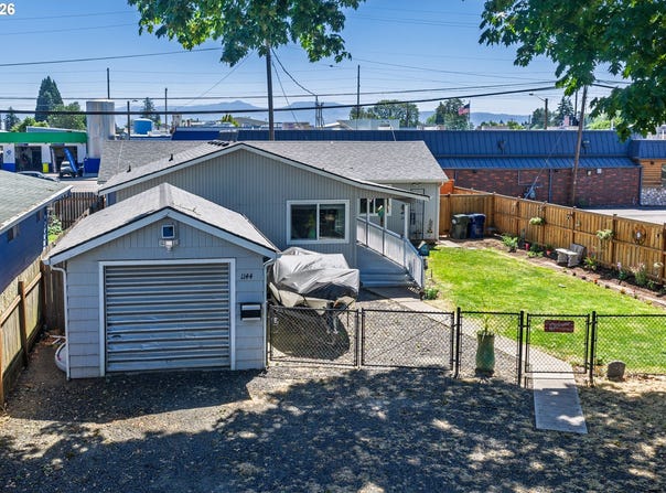 1144 JUNIPER St, JunctionCity, OR 97448