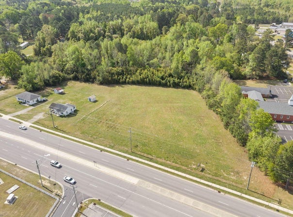 2445 Hunter Hill Road, Rocky Mount, NC 27804