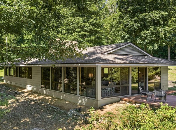 1319 CHAMPE PLAIN, ETLAN, VA 22719