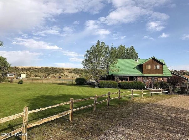 183 N Becker Lake Road, Springerville, AZ 85938