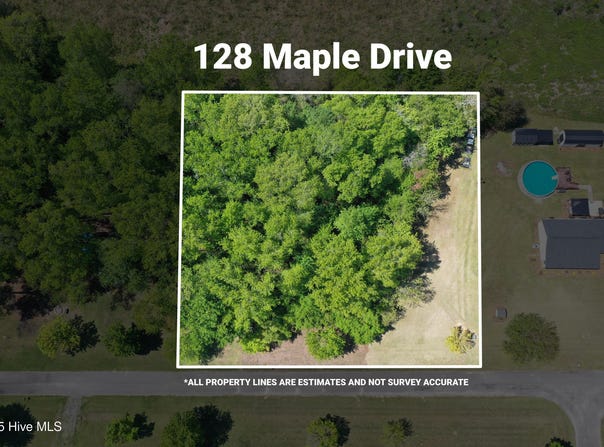 128 Maple Drive, Whiteville, NC 28472