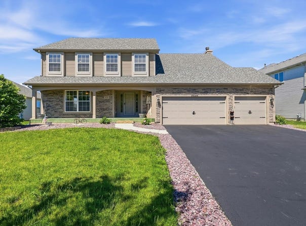26326 W Silver Stream Drive, Channahon, IL 60410