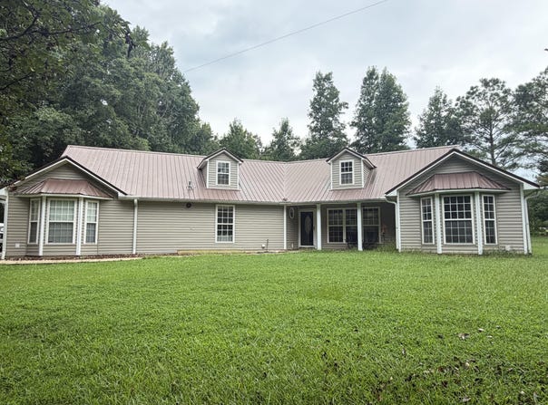 21 County Road 64, Dennis, MS 38838