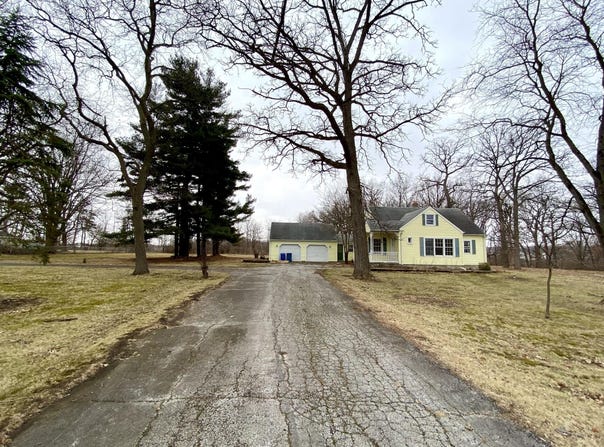 111 E State Road 8, Crown Point, IN 46307