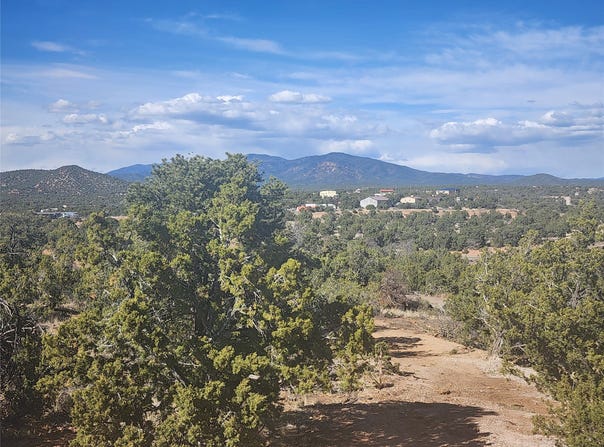87 Camino Valle, Santa Fe, NM 87508