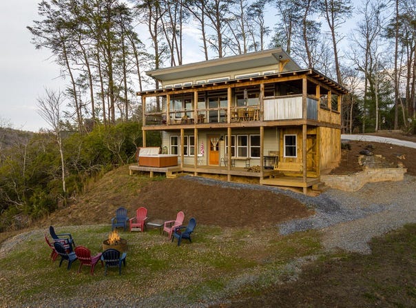 21 Riverview Circle, Blue Ridge, GA 30513