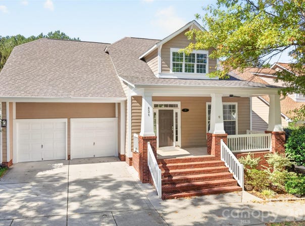 231 Fairview Lane, Davidson, NC 28036