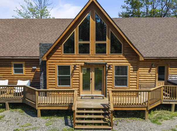 243 Silvers Mills Road, Dexter, ME 04930