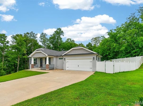 391 Leimer Lane, Jackson, MO 63755