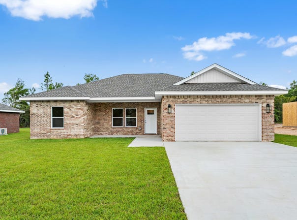 4614 Eagle Way, Crestview, FL 32539