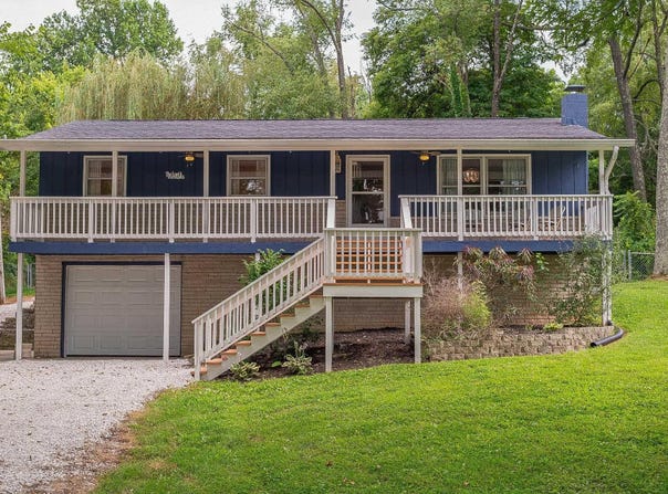 8106 US Highway 50 W, Mitchell, IN 47446