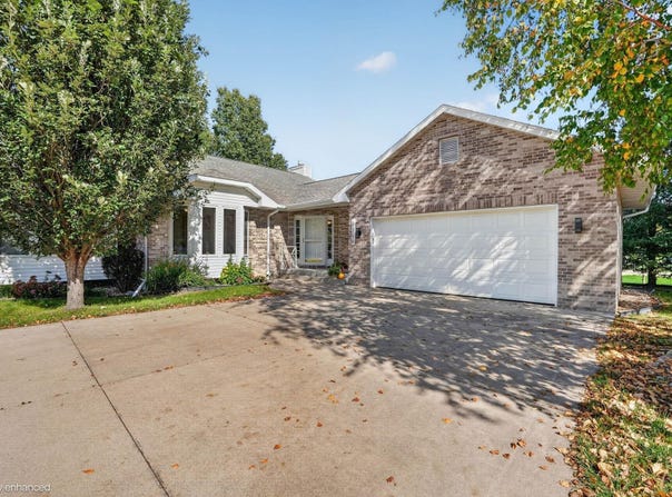 3025 Pheasant Drive, Cedar Falls, IA 50613